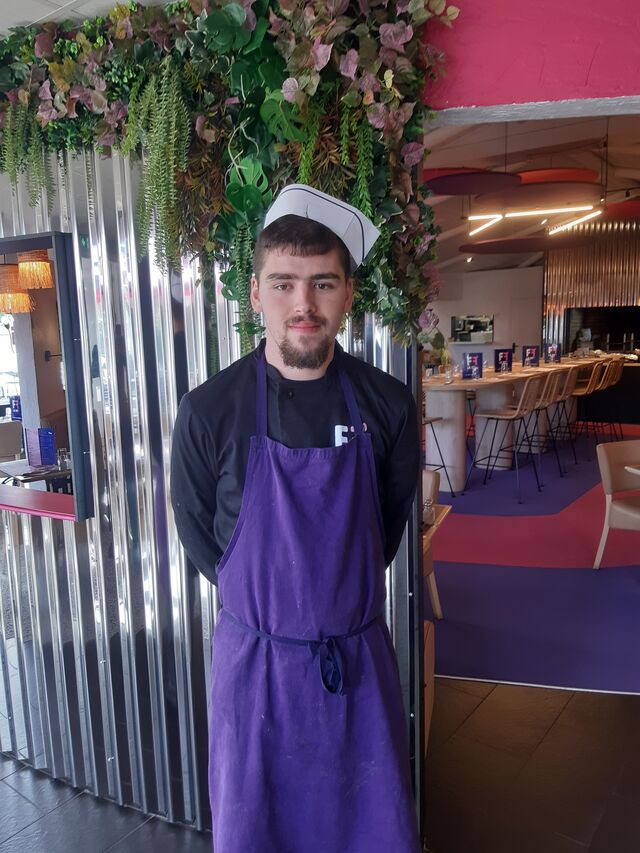 Dylan, Stagiaire en Cuisine