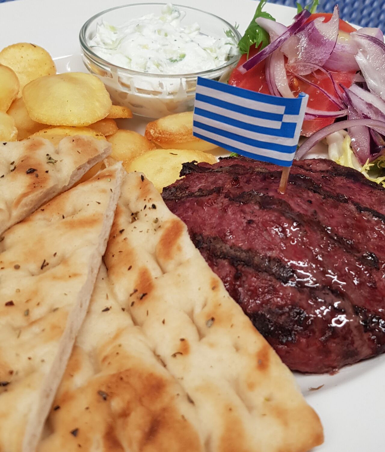 Bifteki de Ternera rellana de queso cheddar😋😋😋