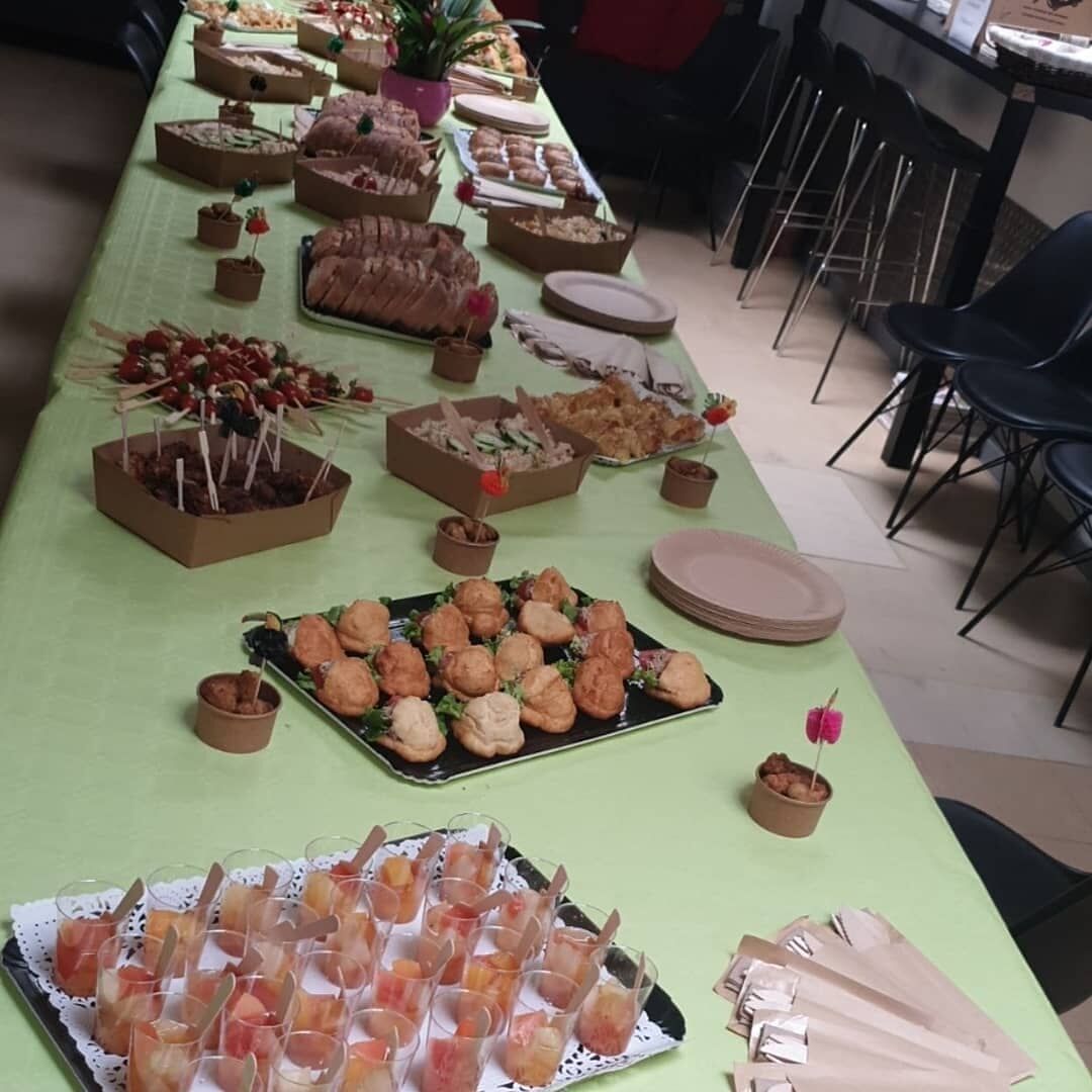 Buffet chez LEROY MERLIN by ?DELYSS KREOL