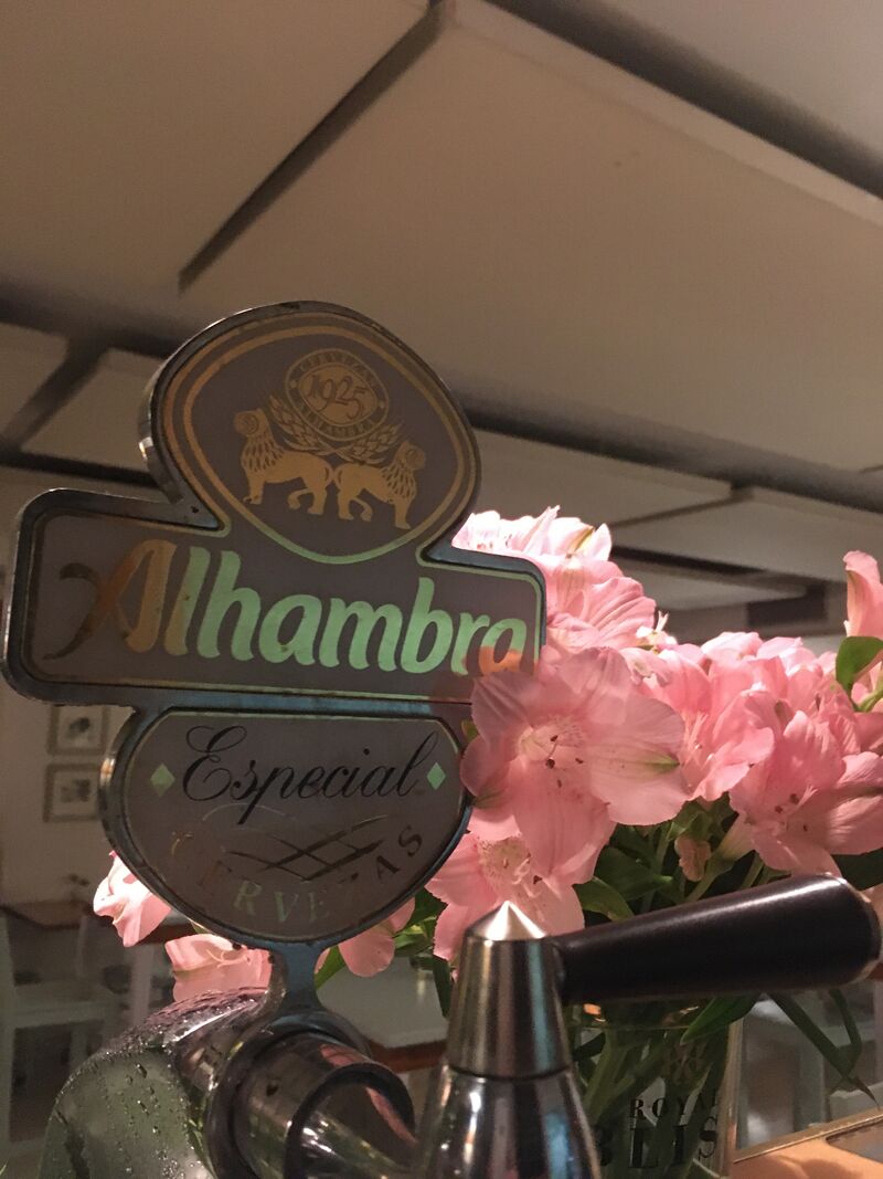 Nuestro grifo es ALHAMBRA