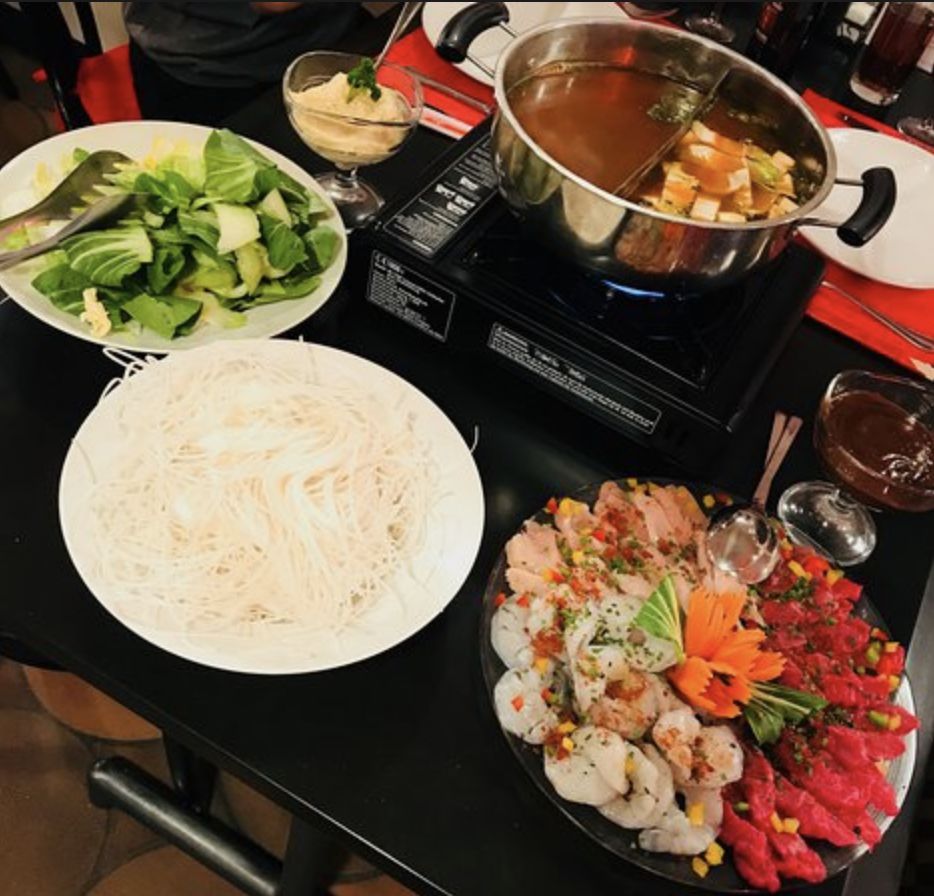Pensez à réserver votre fondue vietnamienne : sur place ou à emporter !