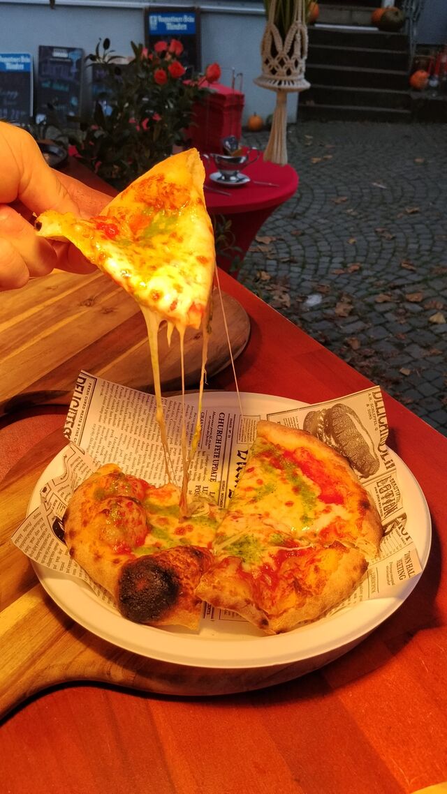 Echter Pizzagenuss – frisch, knusprig und unwiderstehlich