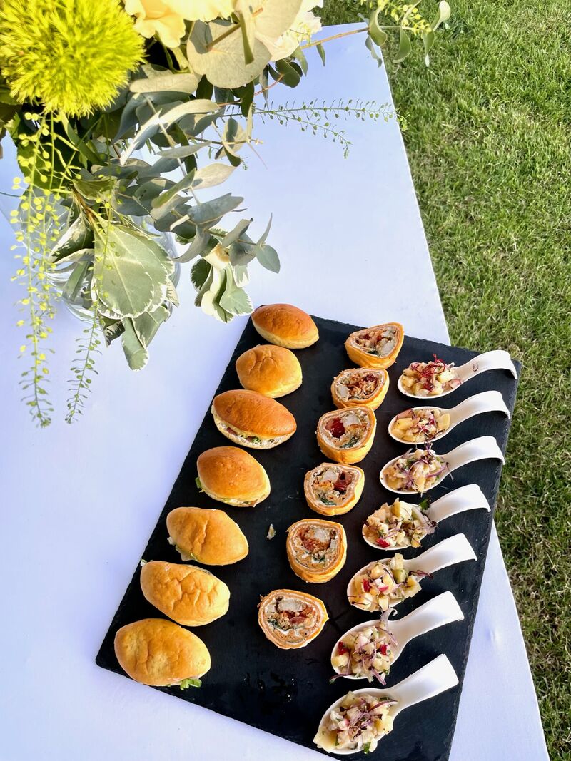 Oups! Qui a mangé un wrap cesar avant la photo? 