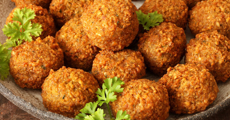 FALAFEL (Boulette de Fève et pois chiches, oignon, ail, coriandre)