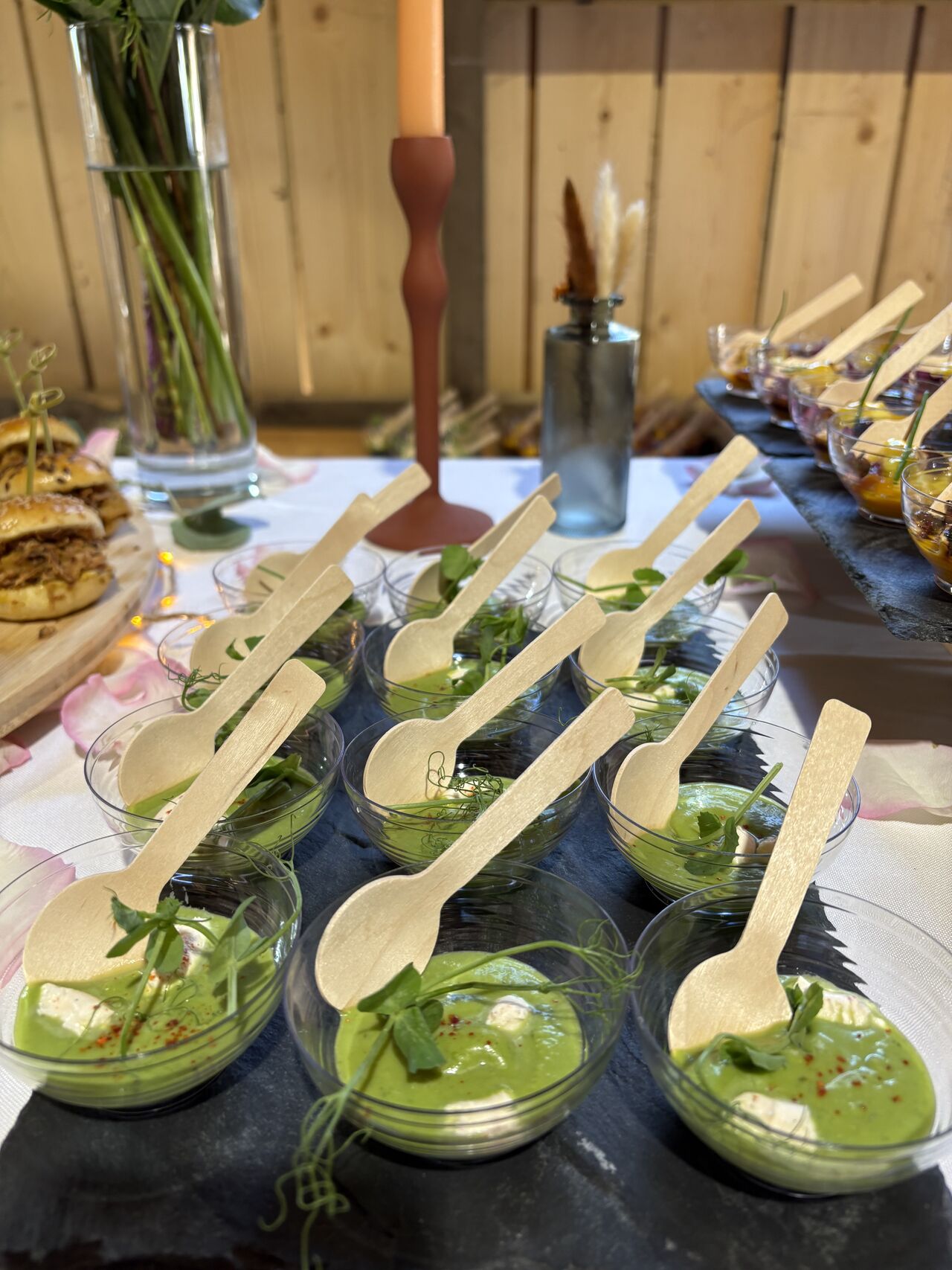 Gaspacho petit pois, menthe & fromage frais 