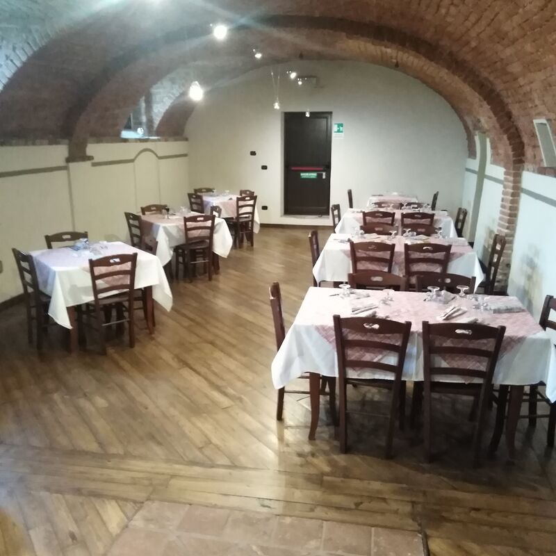 Sala interna distanziamento 1.40,totale sicurezza