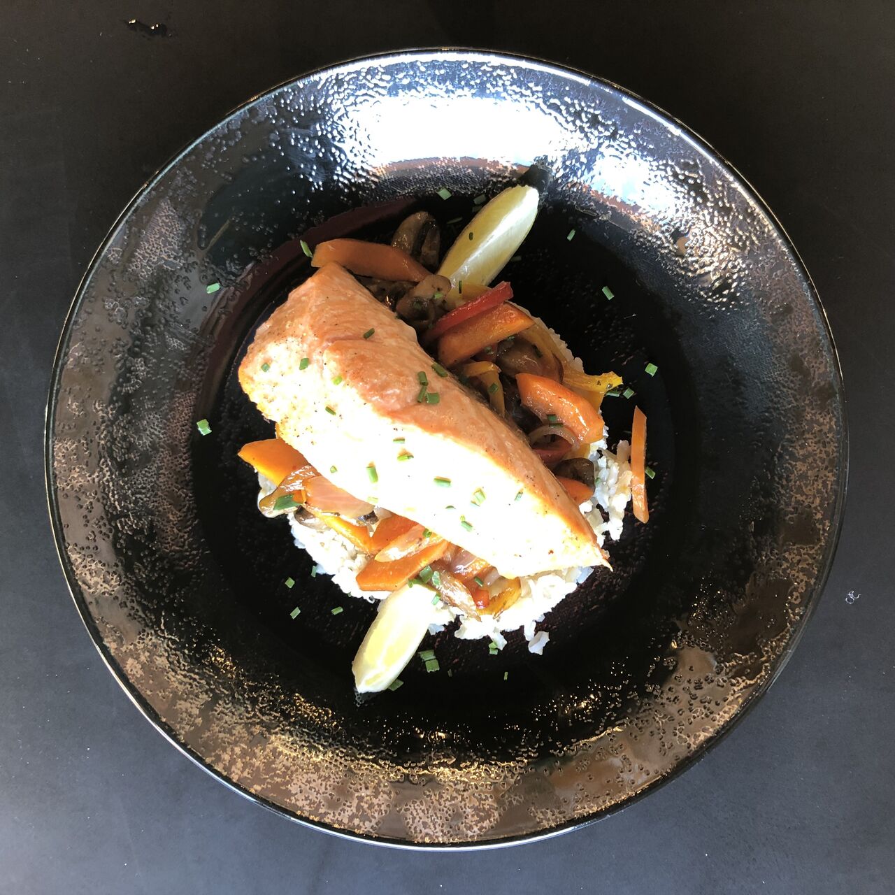 Plat du jour
Pavé de saumon petits légumes et riz