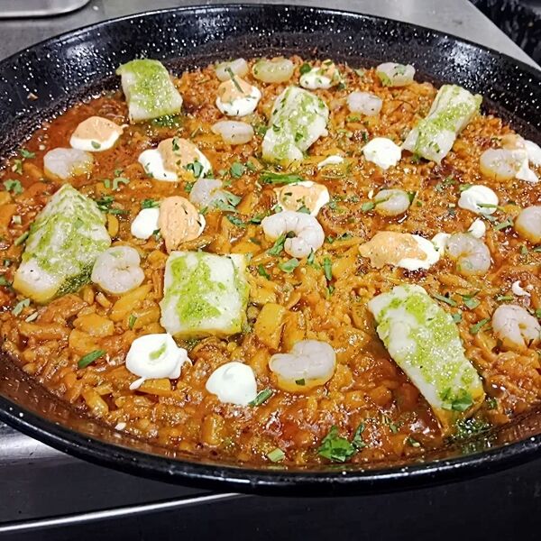 Arroz del senyoret de gambas con bacalao y alioli de piquillo