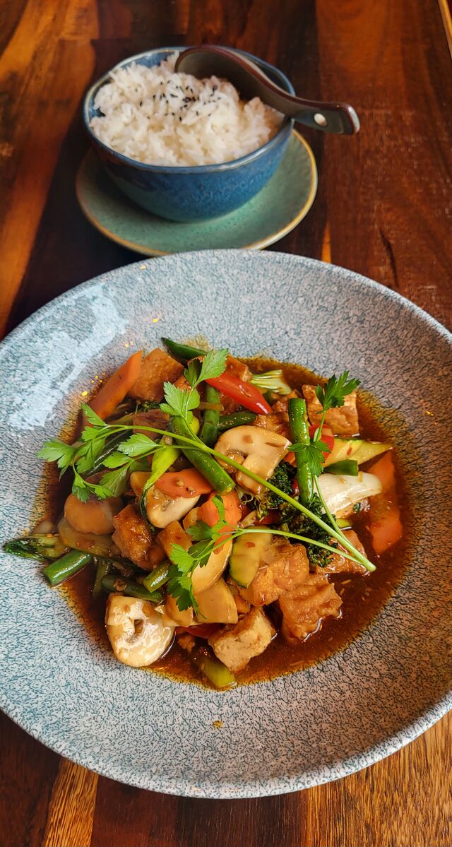 Unsere Zitronengrassauce mit Premium-Tofu