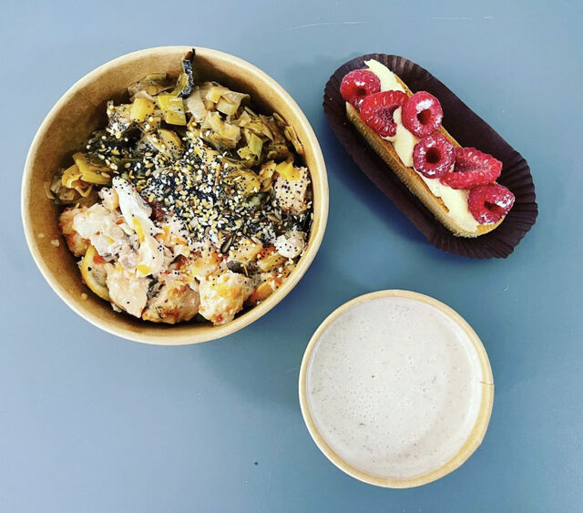 Smoothie banane booster
Duo de poissons au citron, perles de pâtes et fondue de poireaux
Tartelette framboise