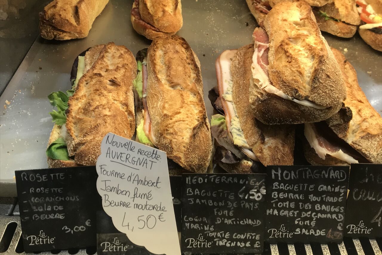 Sandwichs et salades