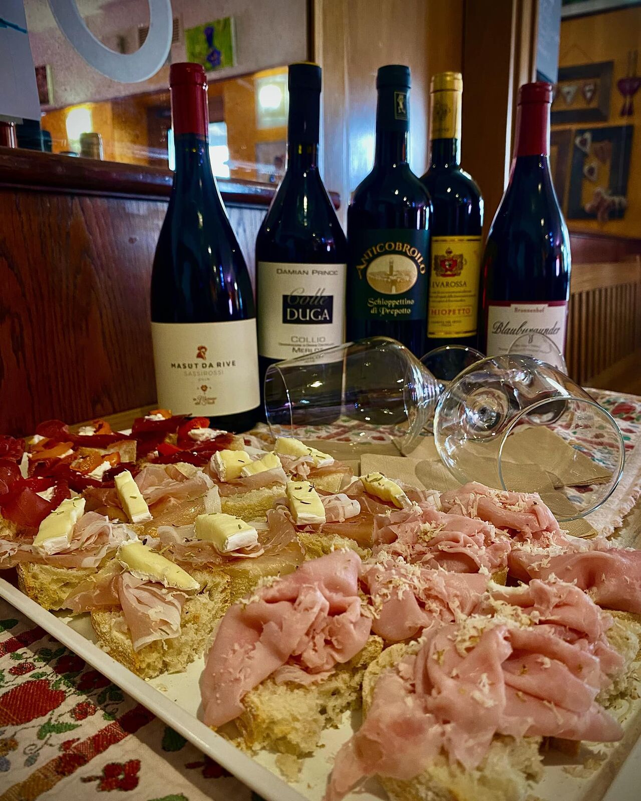 Aperitivo al bar Moderno