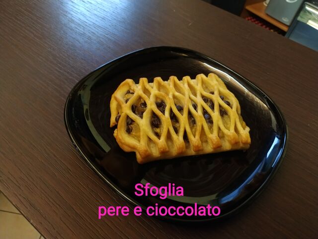Sfoglia pere e cioccolato