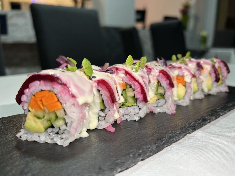 Rosy Veggie Roll