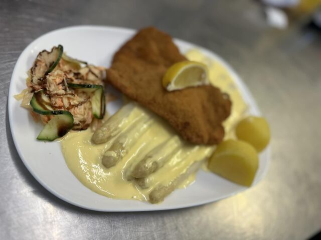 Spargel Schnitzel Kartoffeln