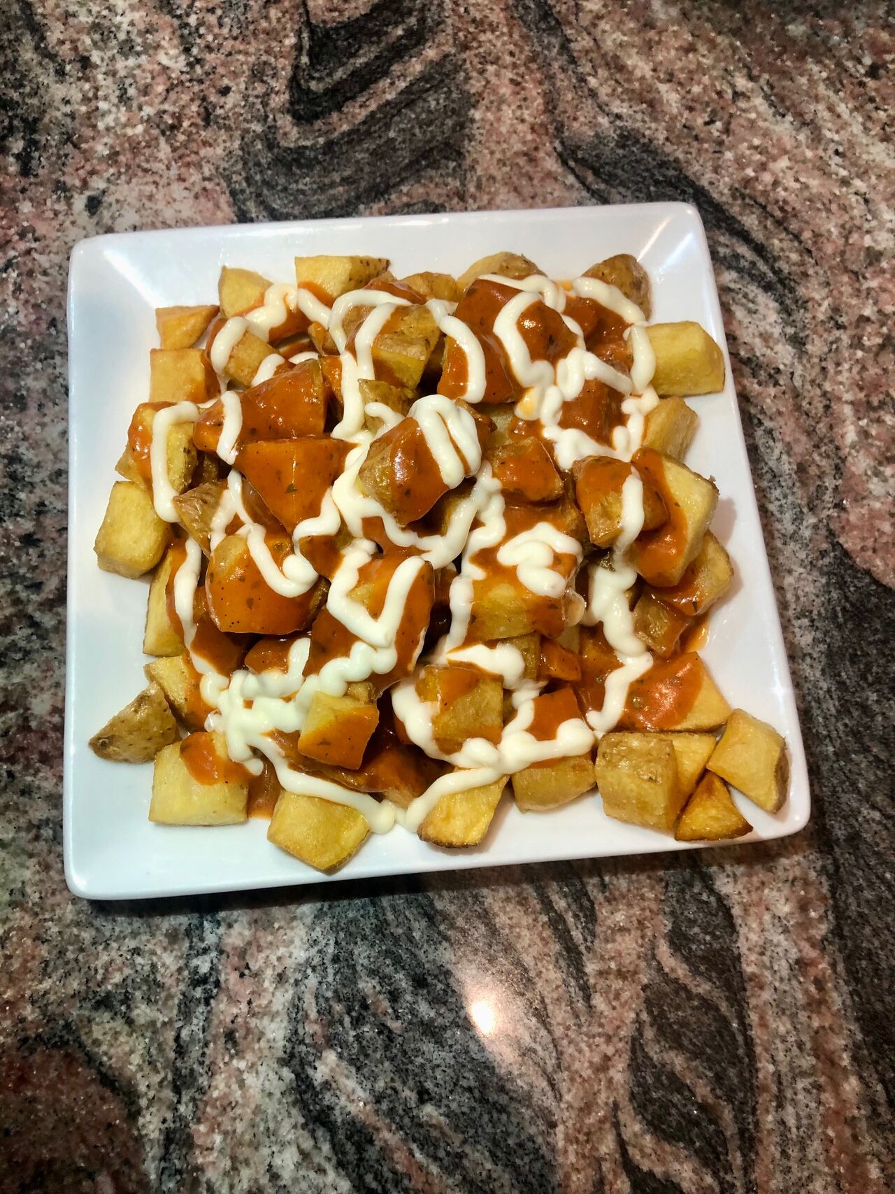 Patatas bravas