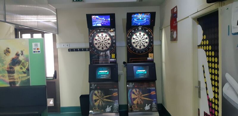 Sala de jogos - Darts shop – Foto de Ta-Se Tapas & Setas, Vila Nova de Gaia  - Tripadvisor