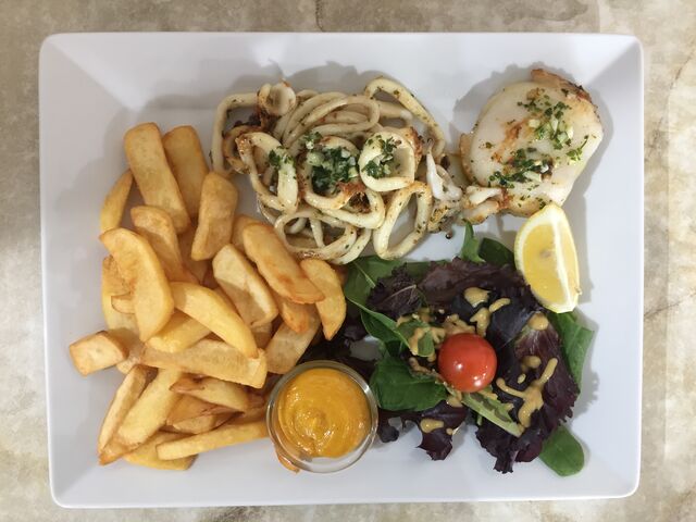 Duo seiche, calamars frites