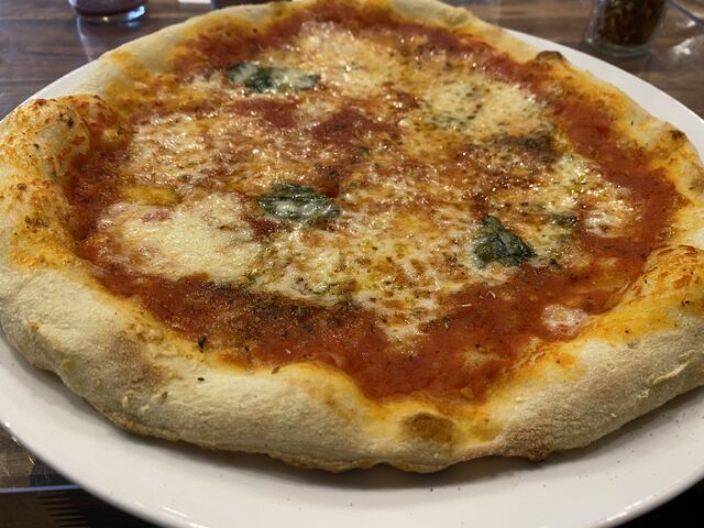 Pizza margherita