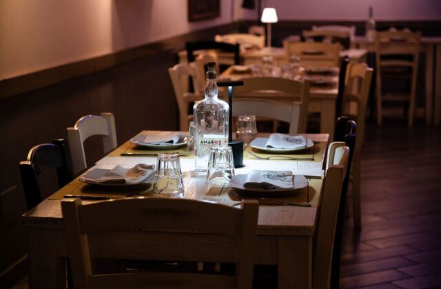 Tavolo in seconda sala