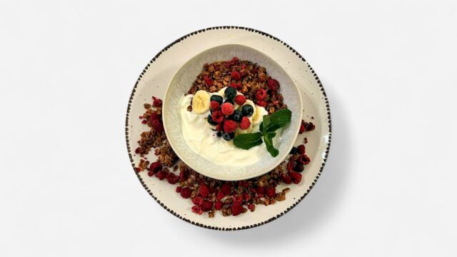 Házi granola görög joghurttal