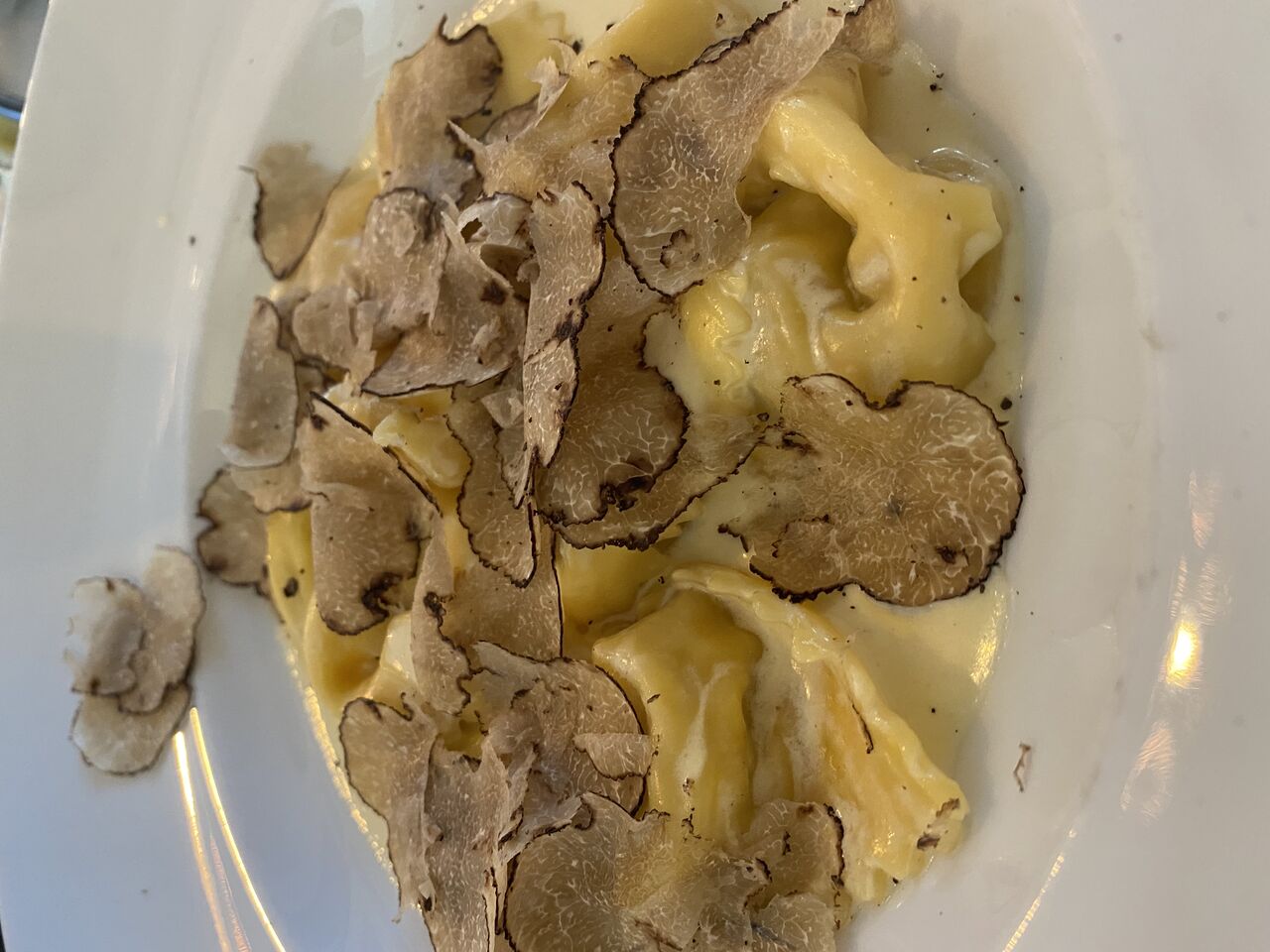Cappelletti alle truffe nera