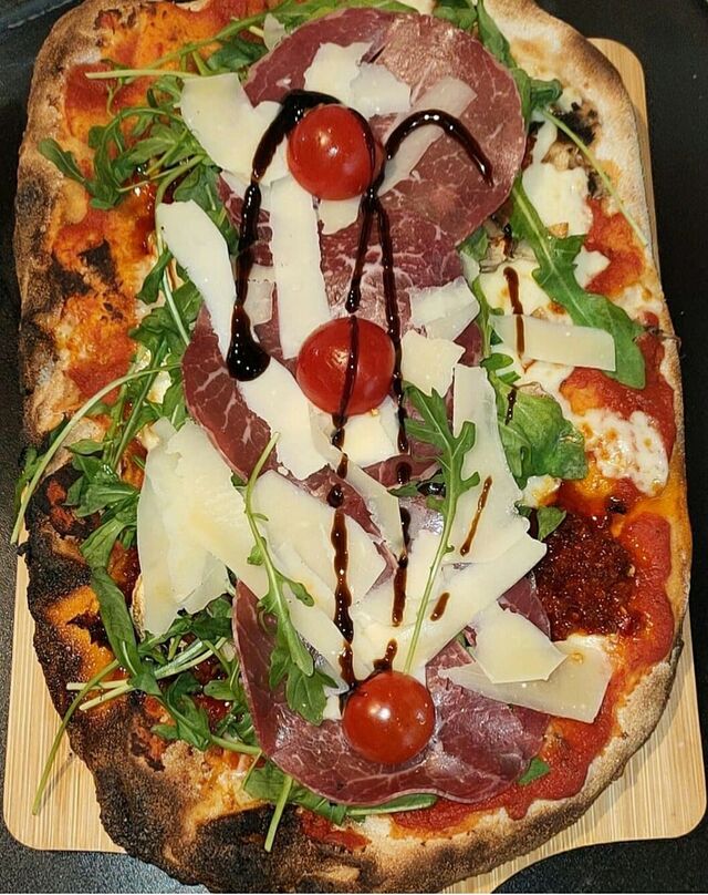 Pinsa à la romaine « Brésaola » 