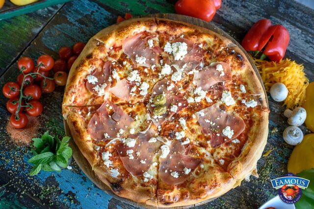 Pazi sad ovo! ?
Naručiš dostavom bilo koja dva jela i mi te častimo 1L Coca Cole!
dostava : 091 612 02 52 ☎️