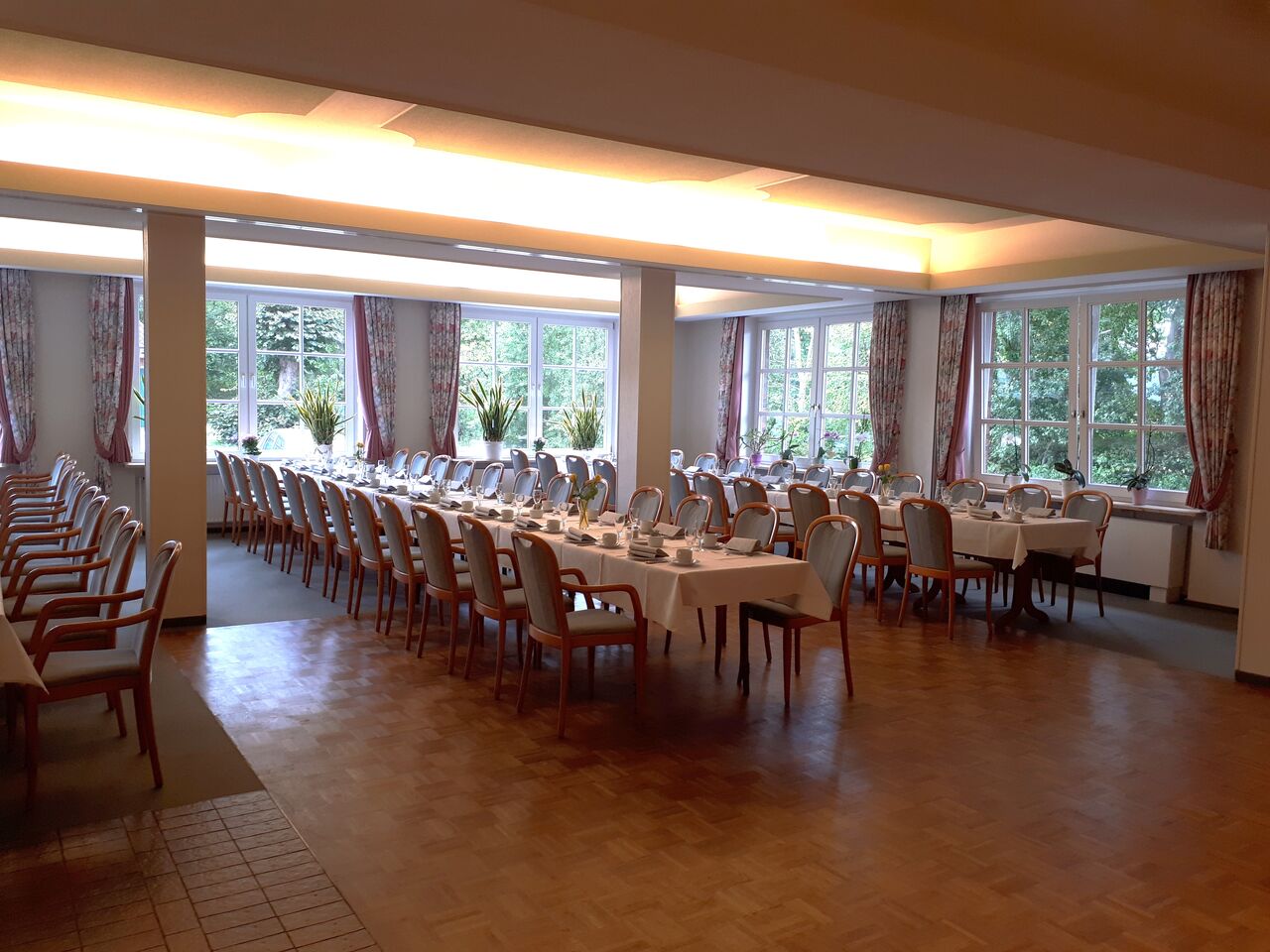 Beerdigung für 60 Personen