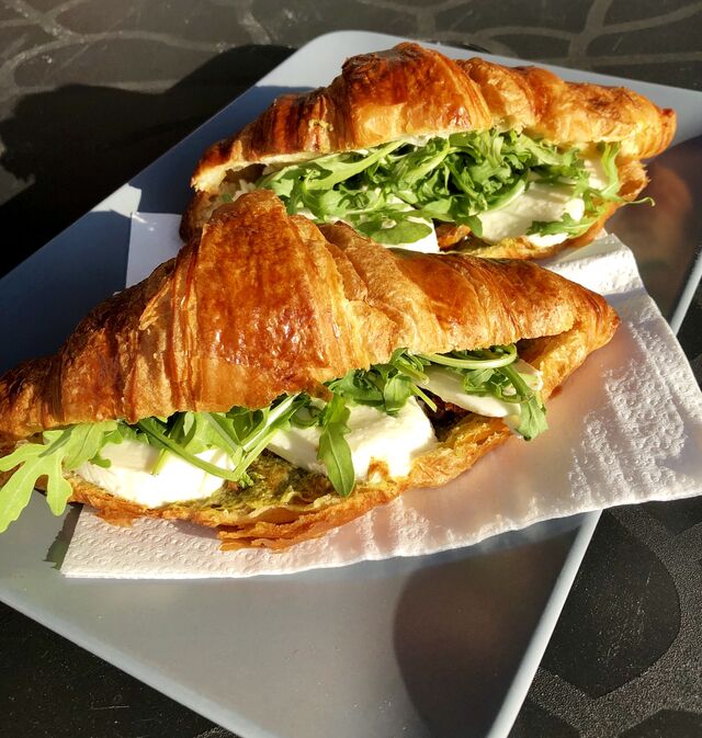 Croissanty na słono 