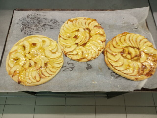 tarte fine a la Pomme faites par les stagiaires de la formation 