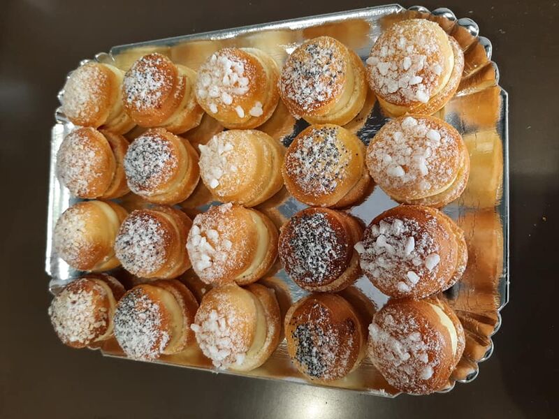 Le plateau de minies tropéziennes .