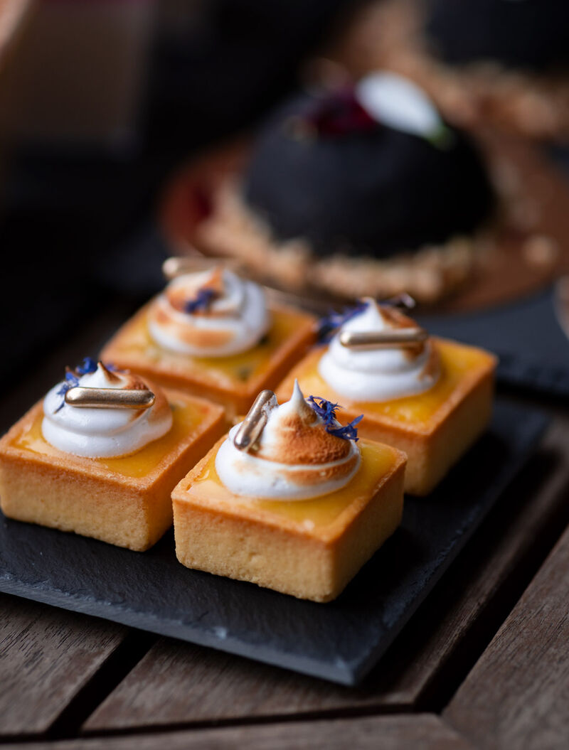 Tartaletka / passion curd / beza włoska