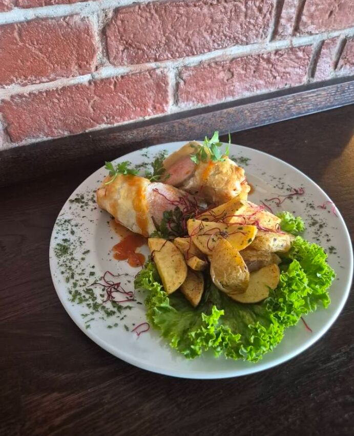 Bravčová panenka v lístkovom cestíčku