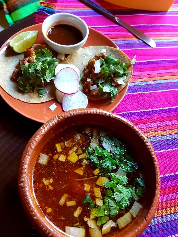 Tacos De Barbacoa y su Consome