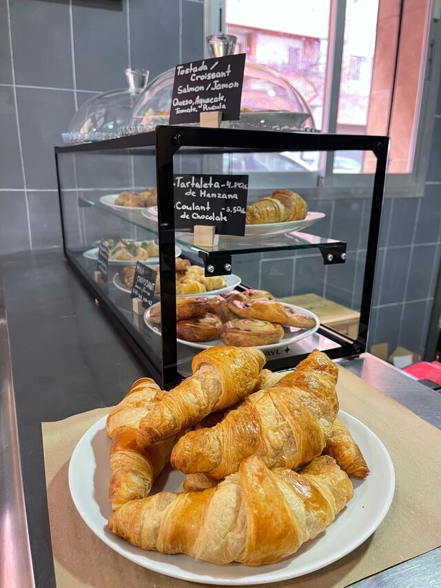 Croissant de mantequilla 2.00€