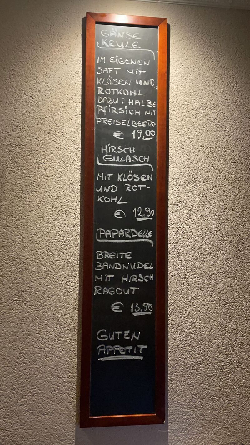 An unseren Tafeln finden Sie wechselnde Angebote.