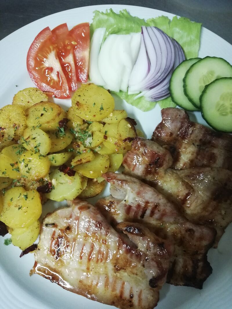 Gegrilltes Bauchfleisch
