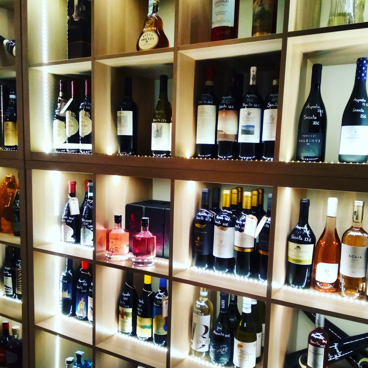 La nostra cantinetta