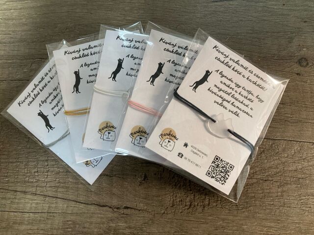 Kívánságkarkötők