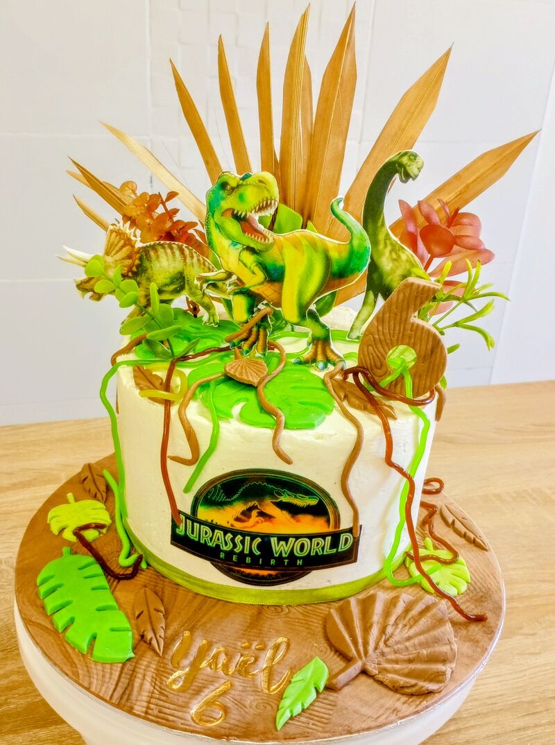 Gâteau thème Dinosaure 