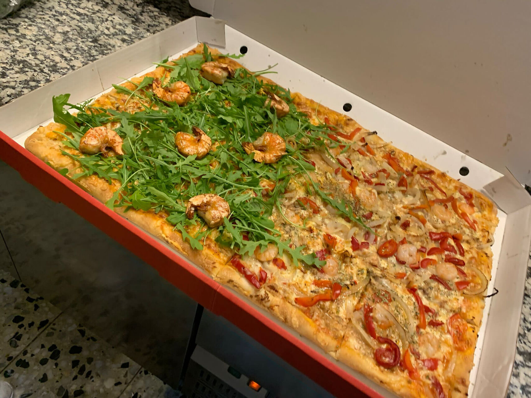 Party-Pizza-Bleche für jeden Anlass sprechen Sie uns an