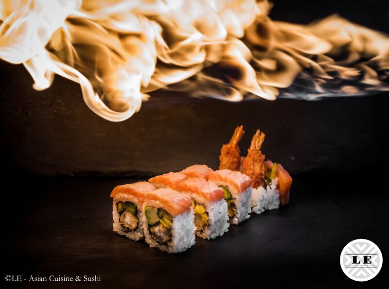 Tempura Salmon Roll (H1)