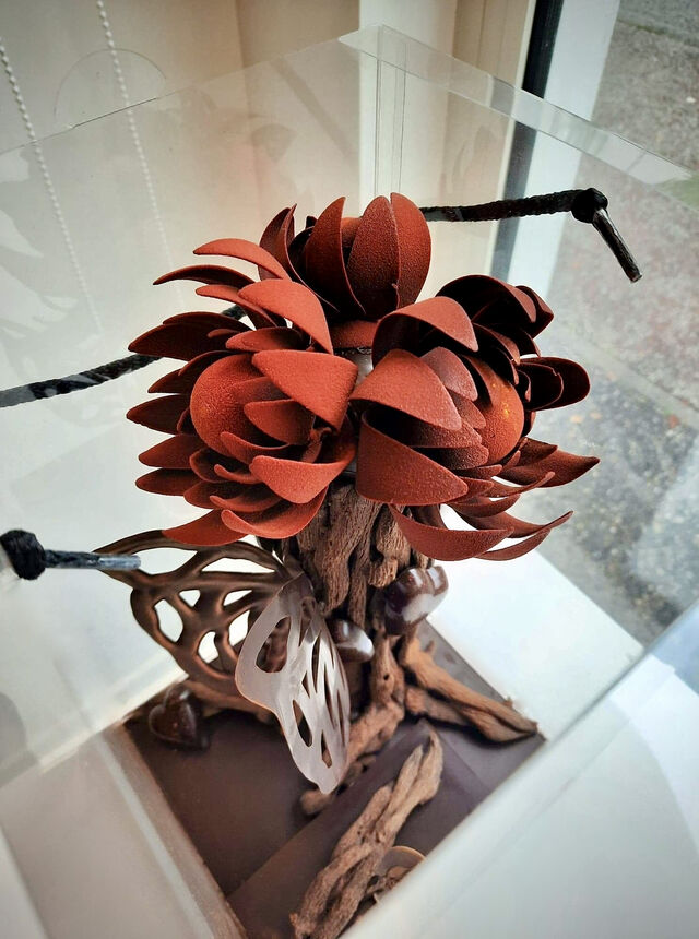 Voici la dernière création artistique de la maître chocolatière, réalisé pour une occasion particulière.
