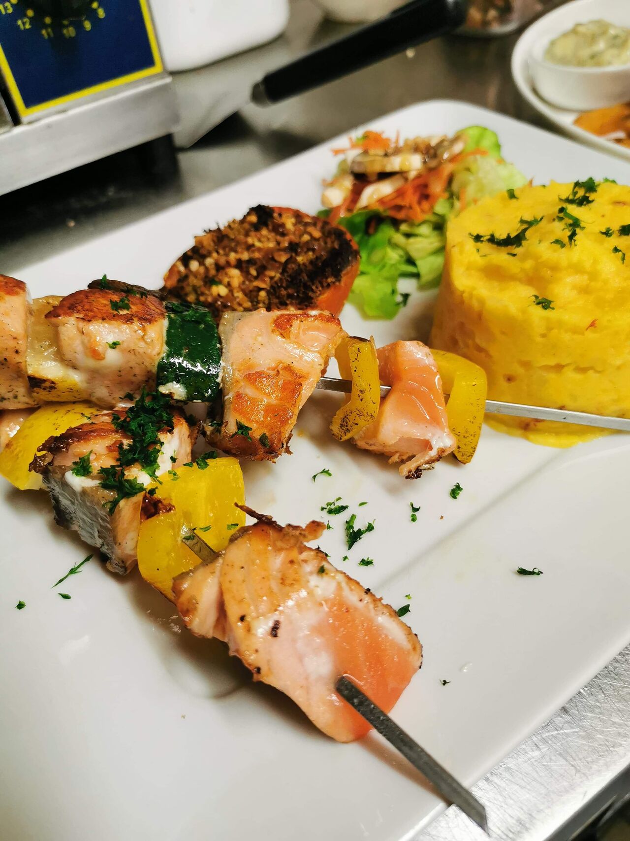 Brochette de poisson (saumon)