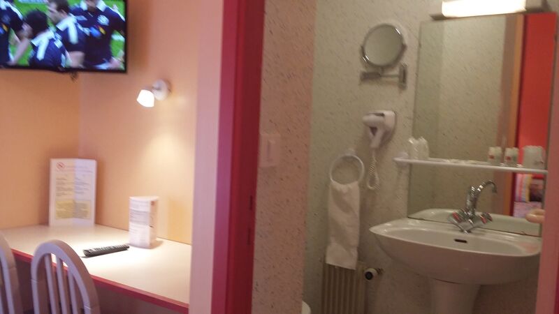 Salle de bains des chambres