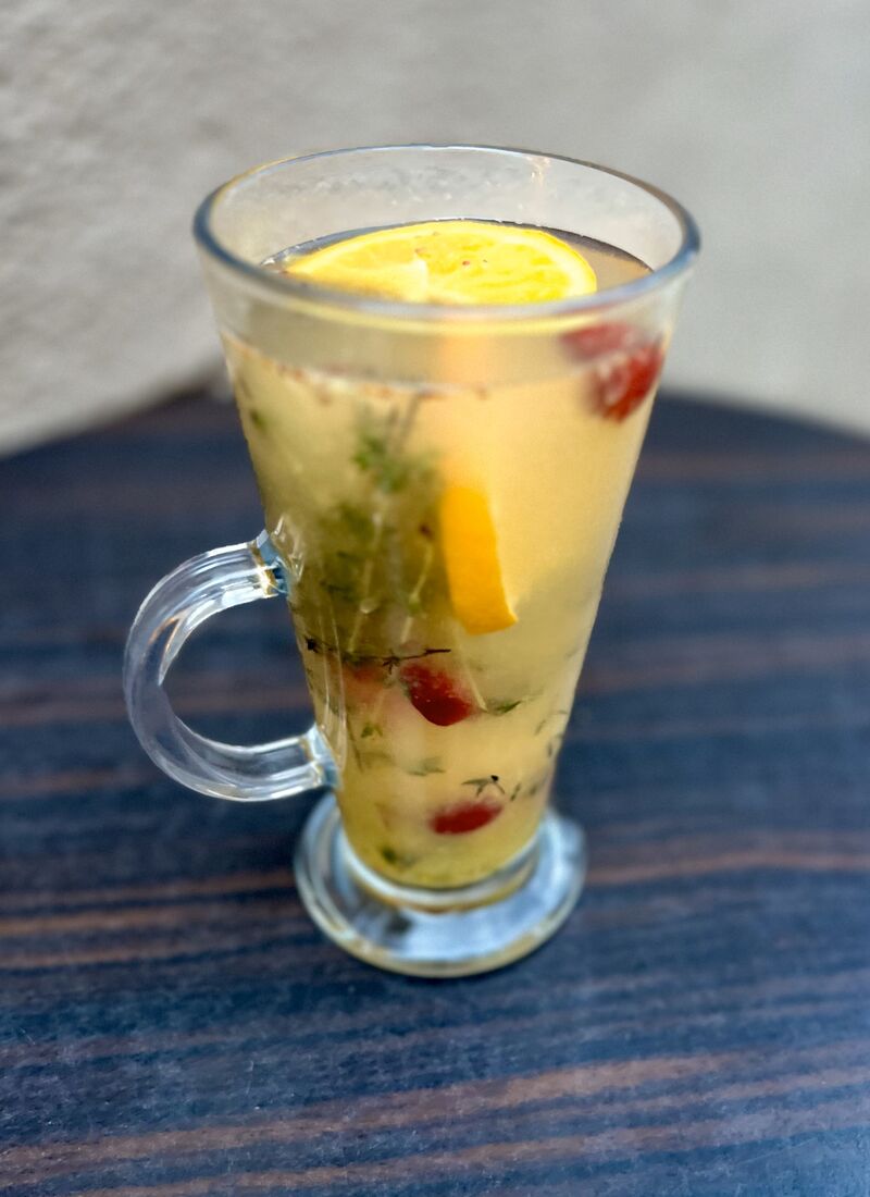 NAPAR Z TYMIANKU LUB IMBIRU-z miodem, pomarańczą, żurawiną, sokiem z pomarańczy/cytryny.