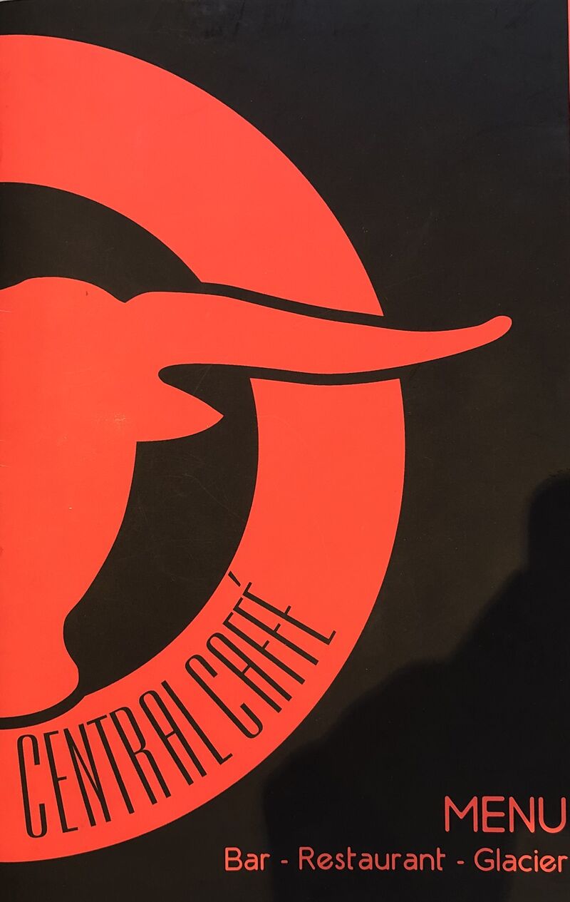 Le central caffé est un restaurant agréé maison charolaise ou il y est bon manger une bonne viande !