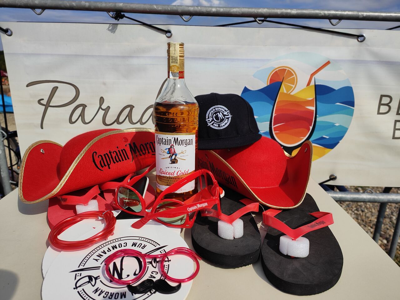 Captain Morgan s vyherními cenami za drinky