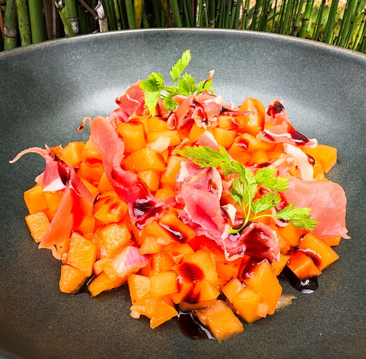 Tartare de melon au jambon de pays